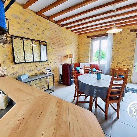 Des Douches Holiday home Port-Brillet